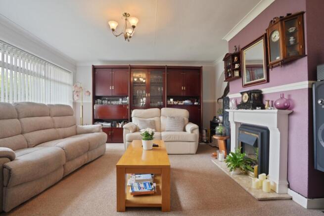 EweMove Estate Agents Scunthorpe - Living Room