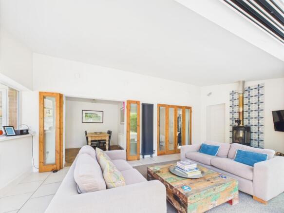 3. CAM04922G0-PR0058-STILL032