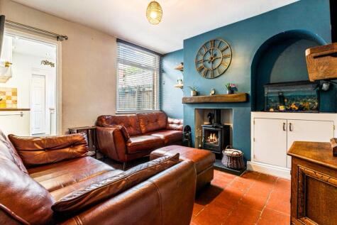 Manor Street, Wigston, LE18