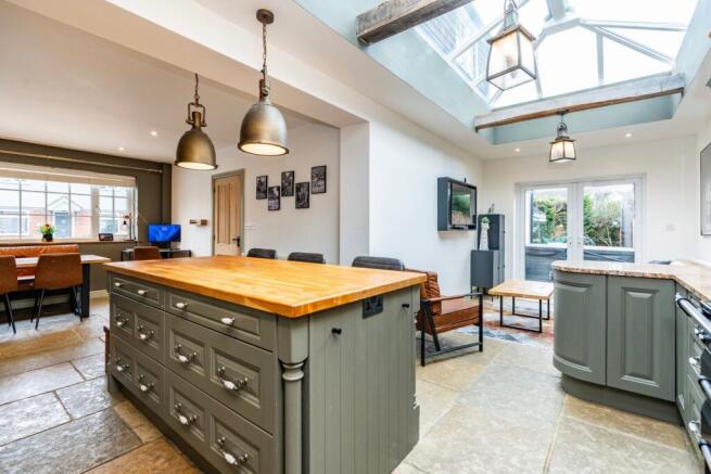 Stunning multifunctional family kitchen