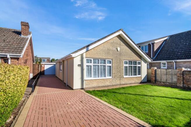 Estate Agent EweMove Scunthorpe- Front Aspect
