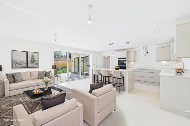 EweMove - Spalding - Pinstock Lane - Open Plan Liv