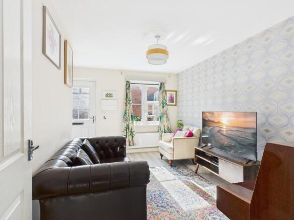 CAM02313G0-PR0097-STILL005