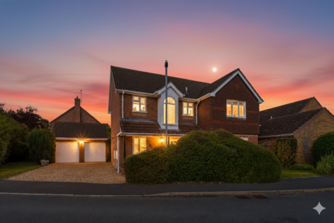 Russell Drive, Cowbit, Spalding, Lincolnshire, PE12