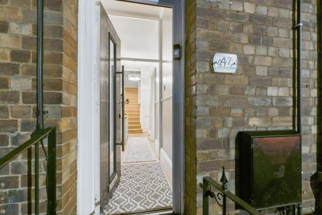 EweMove Spalding - Pinchbeck Rd - Front of House