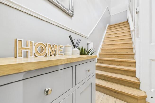 EweMove Spalding - Pinchbeck Rd - Hallway