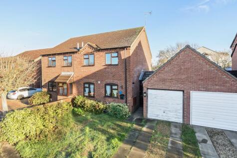 Walton Park, Peterborough, PE4 6