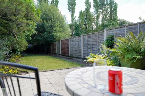 Tithe Barn Road, Stafford, Staffordshire, ST16