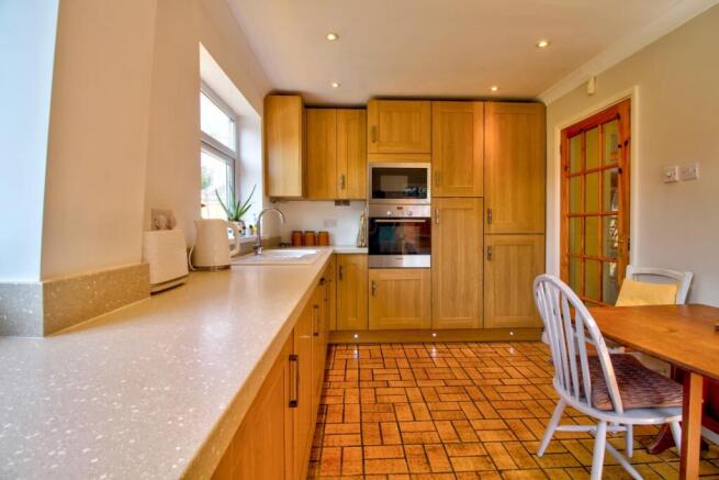 Kitchen - Kenilworth Road Balsall Common - Matt Cl