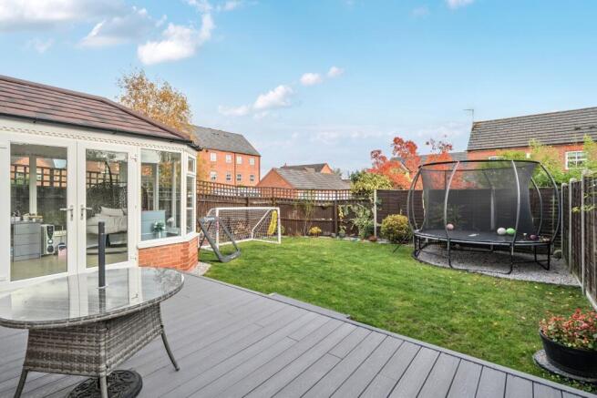 1375841-3-6908b191b10e3