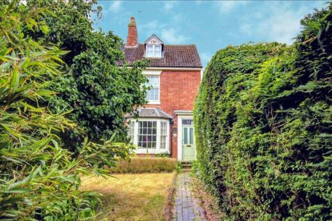 Castle Road, Kenilworth, Warwickshire, CV8