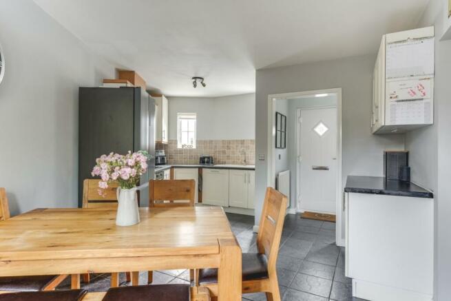 Kitchen dining area