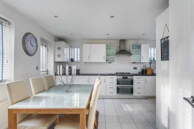 Kitchen diner
