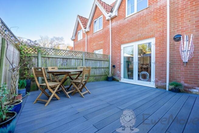Private Garden with Storage Shed and Composite Dec
