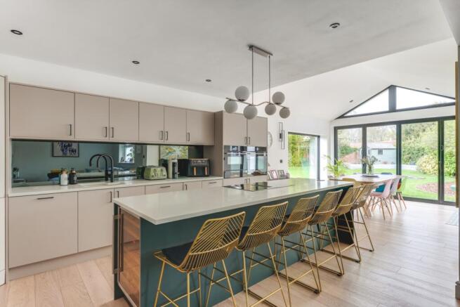 Kitchen dining room