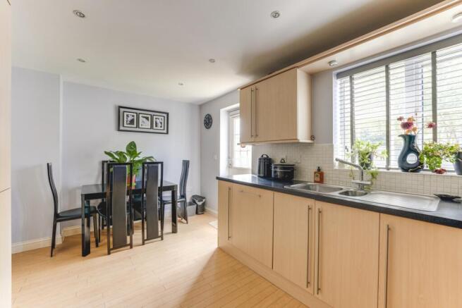 Kitchen diner