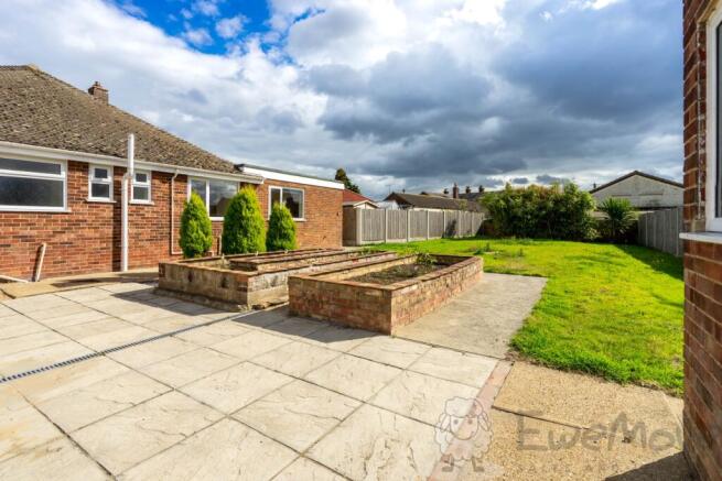 South-West Facing Large Garden