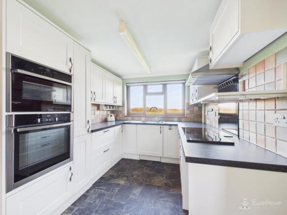 Kitchen Diner- Mark Stephens EweMove Newmarket and