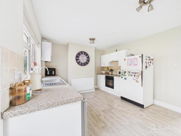 Kitchen Diner- Mark Stephens EweMove Newmarket and