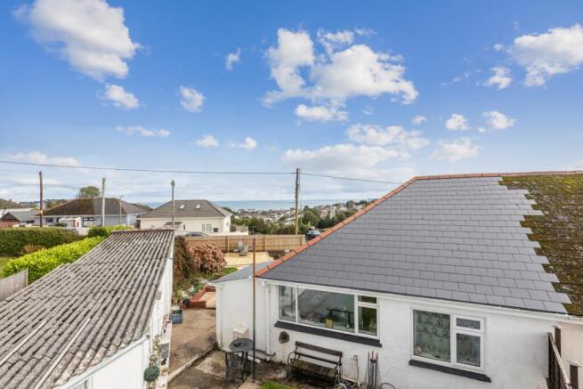 A05 - 18 Ailescombe Rd, Paignton - 240926