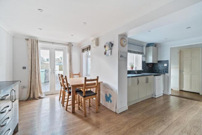 Kitchen-Dining-Family 1