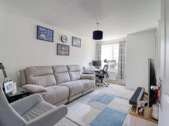 Living Room EweMove Swindon South Alissa Davis