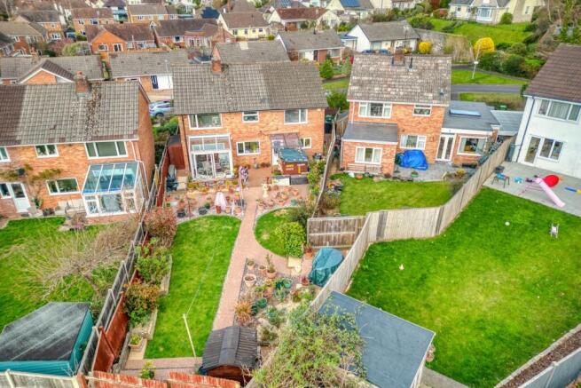 Ewemove Taunton - Parkfield Crescent (3)