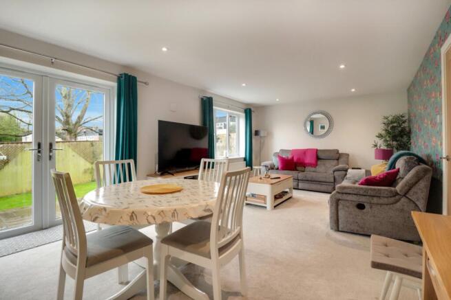 Sitting Dining Room