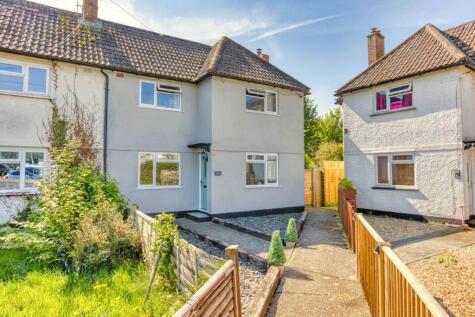 16 Elms Estate, Monkton Heathfield, Taunton