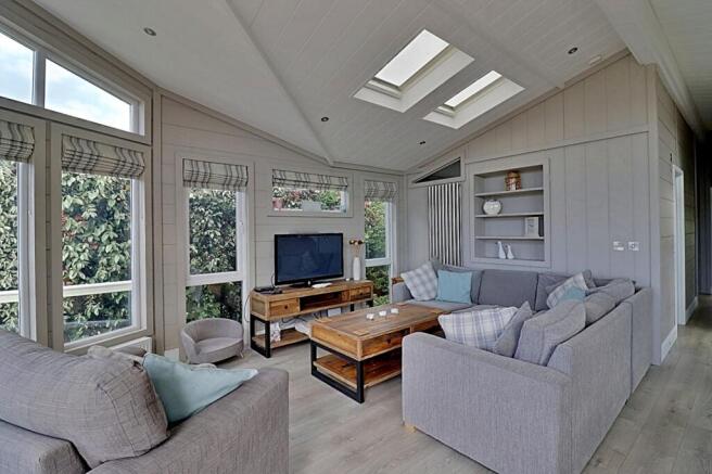 MP24 Living Area