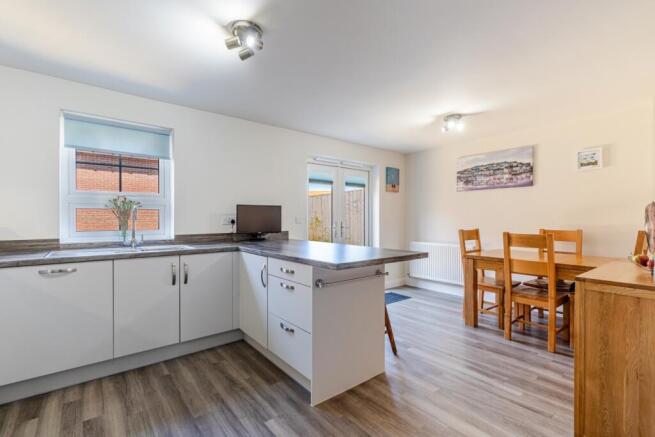 A08 - 1 Hollyberry Road Paignton - 250514