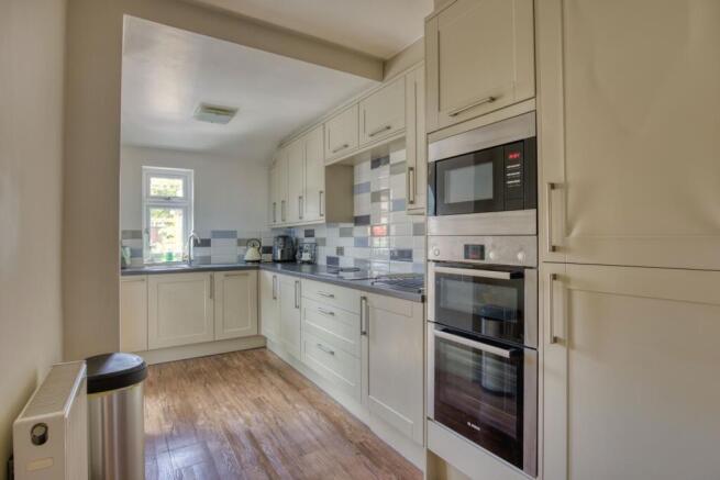 Ewemove Taunton - Midford Road (26)