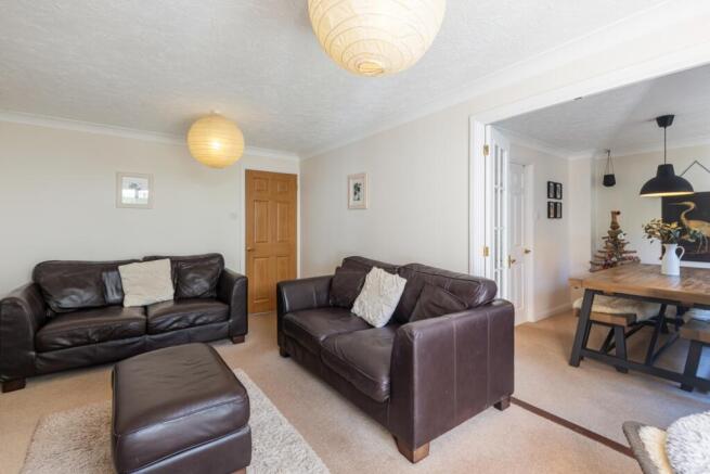 A11 - 12 Grampian Close, Paignton - 250522