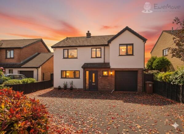 VIRTUALLY STAGED - AUTUMN SCENE