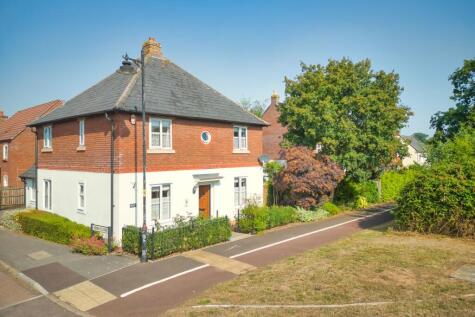 39 Graham Way, Cotford St. Luke, Taunton