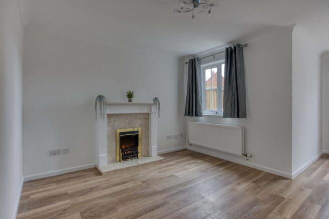 Ewemove Taunton - Graham Way (21)