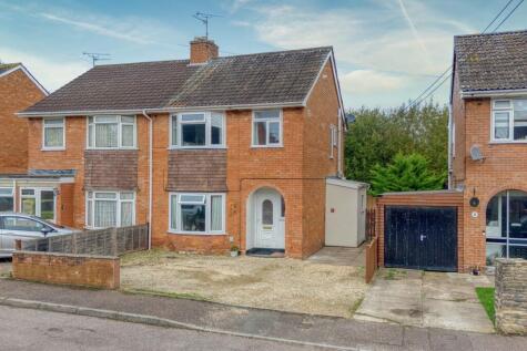 6 Vera Street, Taunton