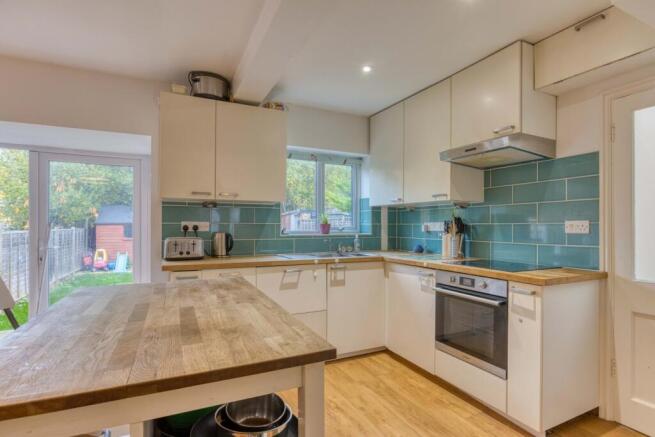 Ewemove Taunton Vera Street (8)