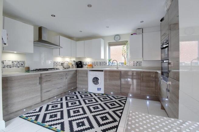 Kitchen diner