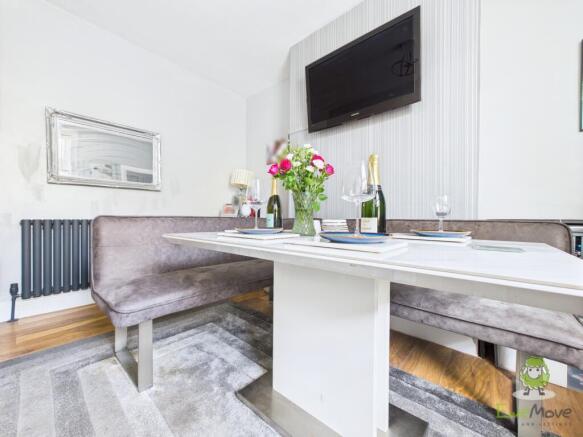 CAM01543G0-PR0138-STILL031