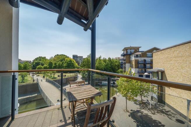 19-6823597c00409-1293747-ARW-19