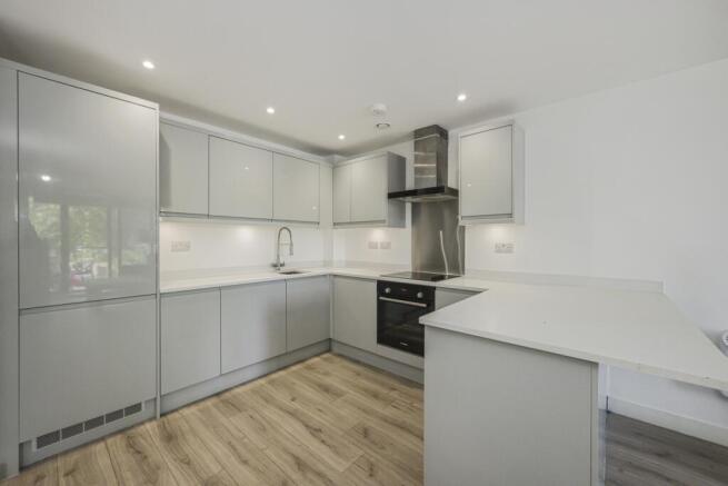 Flat 103 1A Hillreach -006