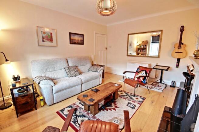 140 Norbiton Hall - reception-door