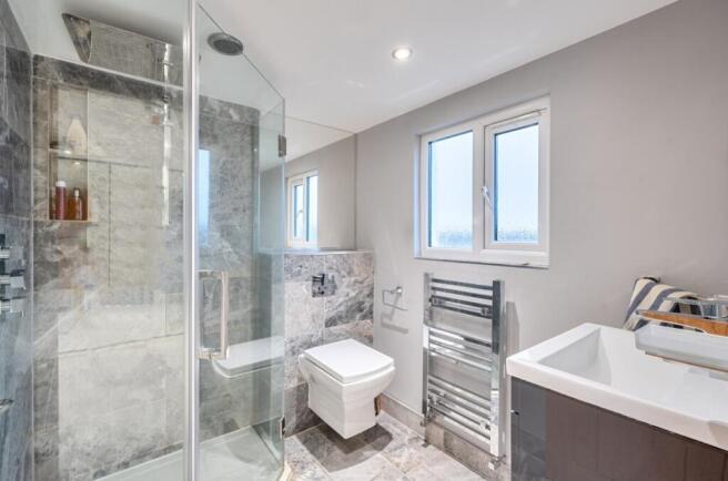 1402858-15-697790fa9f977