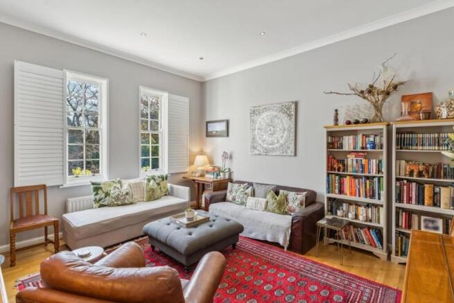 DSC03089-8ce42187e7af2d6df92188abd00ad268 - 800px.jpg