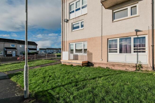 029-28 Burnside Avenue.jpg