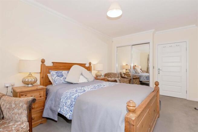 Cambridge Lodge_1.jpg