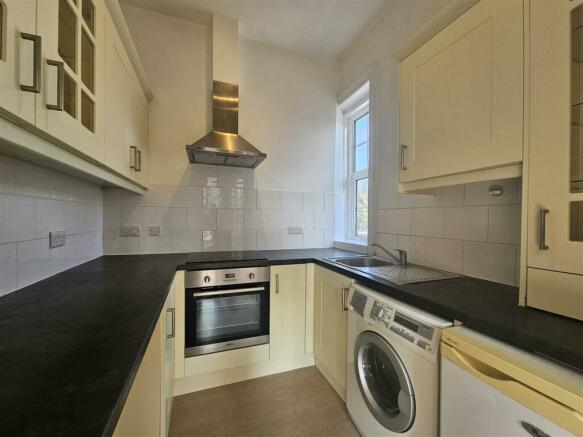 For Sale by Aspire Residential - Bath Road