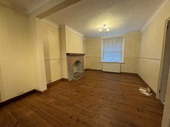 For Sale by Aspire Residential - Surrey Street