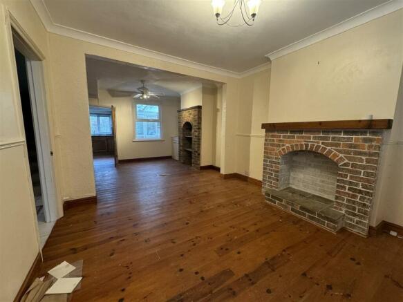 For Sale by Aspire Residential - Surrey Street